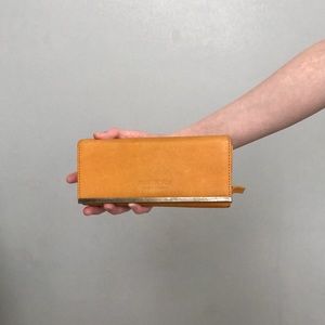 Trifold wallet